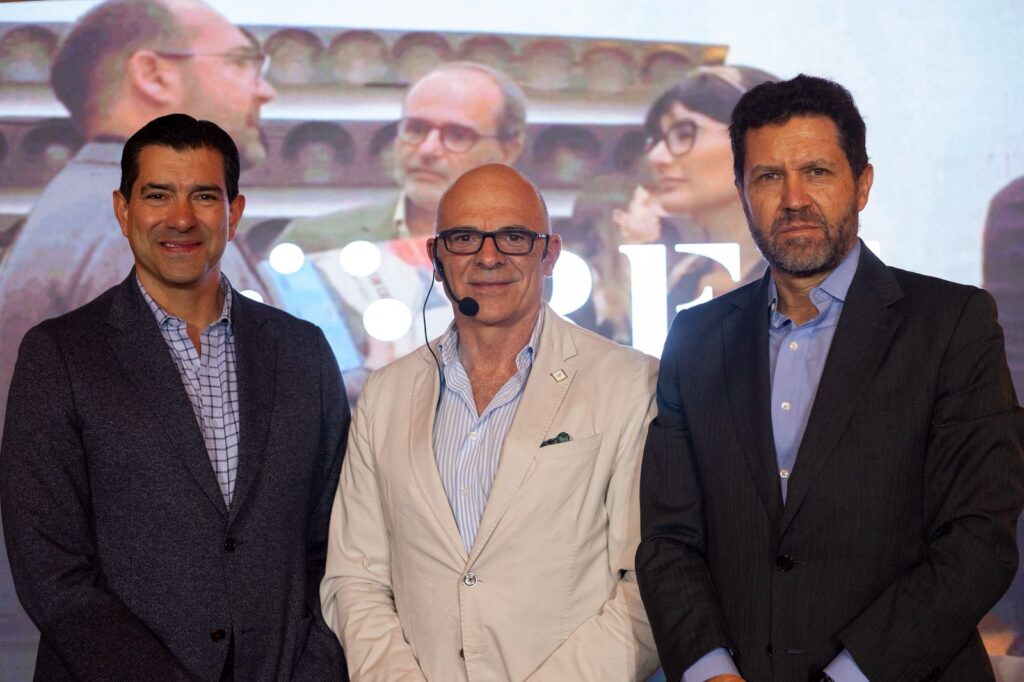 La esperanza de vida supera los 73 años y la población mayor de 60 se duplicará hacia 2050, lo que plantea nuevos desafíos para la salud y la prevención.